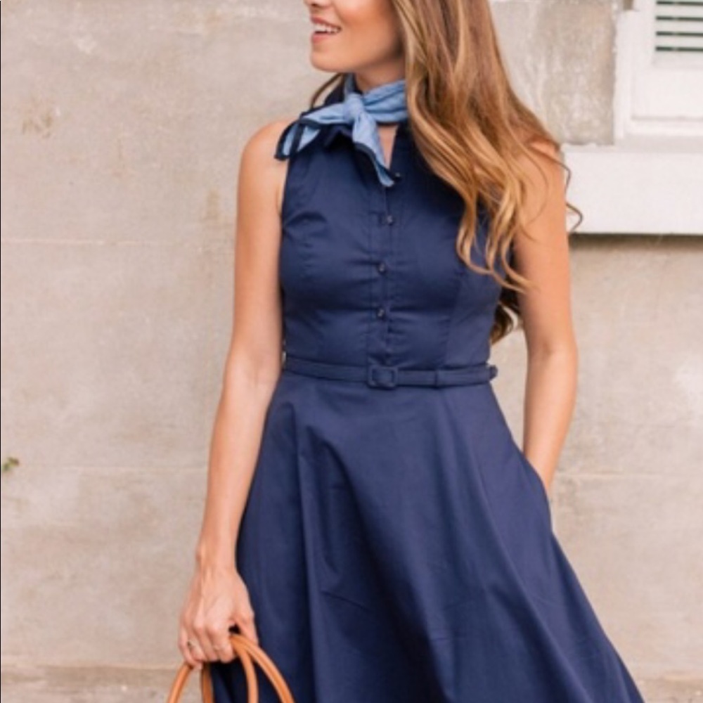 NWT Gal Meets Glam Navy Rose Dress